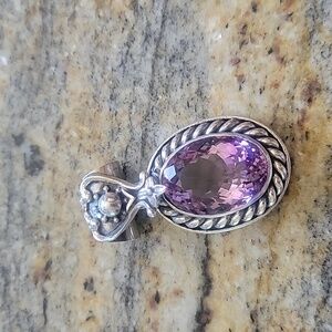 HP!🎉💞🌟Kunzite? And 925 sterling silver pendant